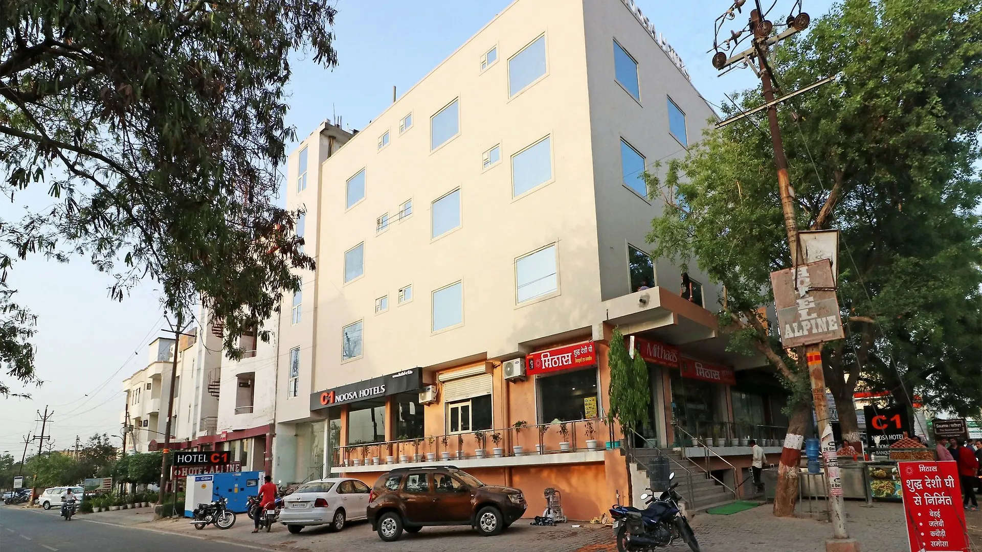 Oyo 13035 C1 Noosa Hotels Agra