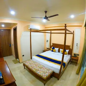 Hotel The Taj Vista -walking Distance To Taj Mahal, Agra (Uttar Pradesh)